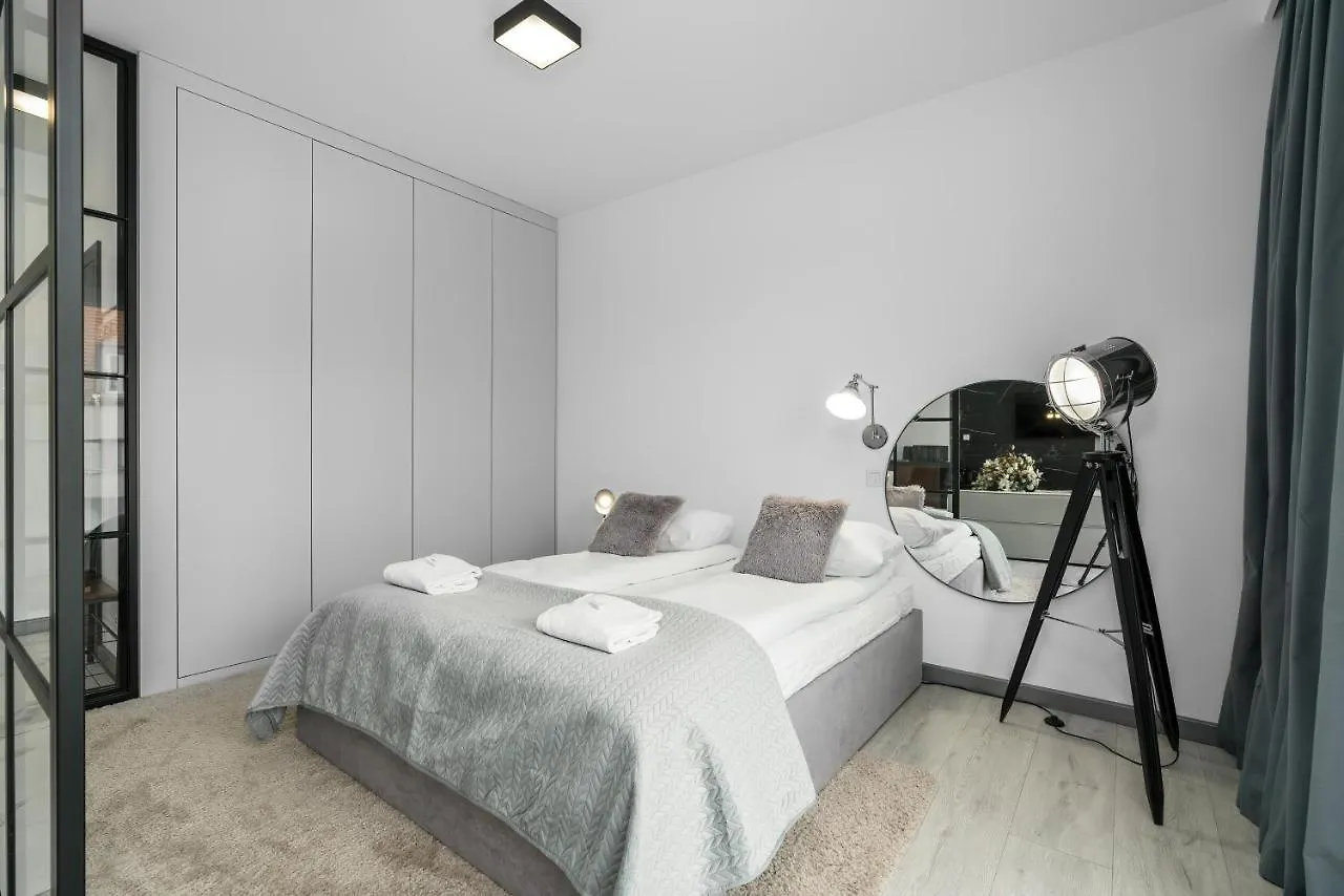 Apartments Poznan Chwaliszewo Residence With Free Garage By Noclegi Renters
