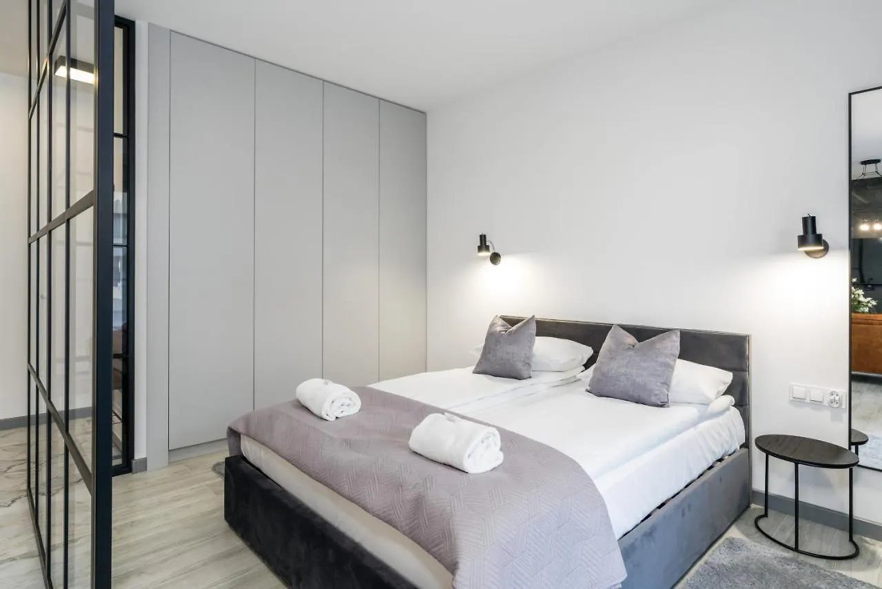 Apartments Poznan Chwaliszewo Residence With Free Garage By Noclegi Renters